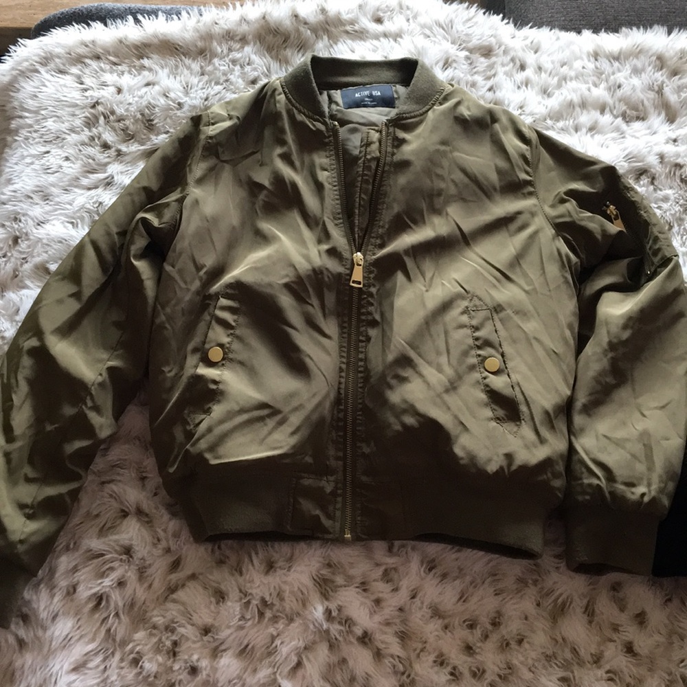 zip up bomber jacket